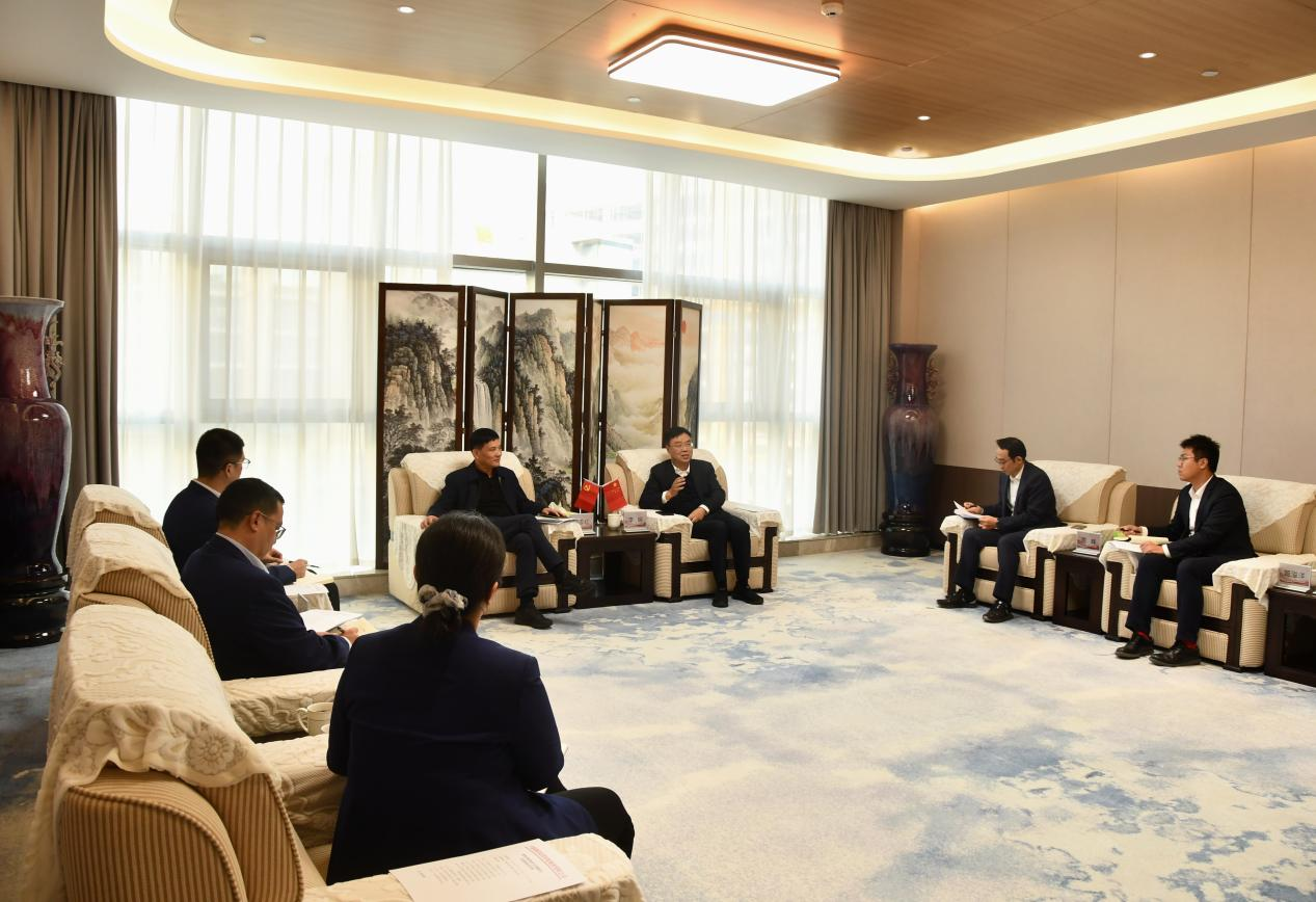 交通银行河南省分行党委书记、行长项志红一行到访yd222云顶线路检测中心控股集团