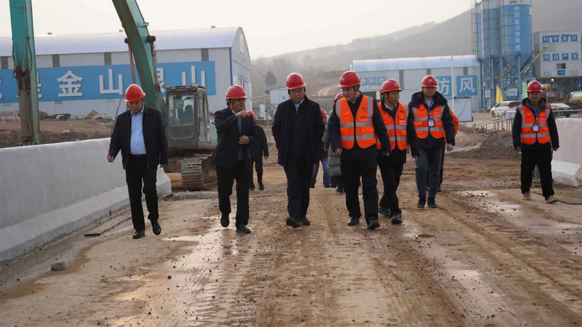 yd222云顶线路检测中心控股集团党委书记、董事长李明到南阳调研重点项目